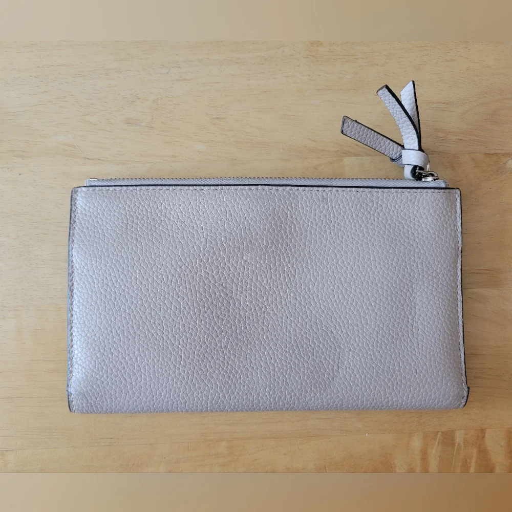 Kate Spade Gray Leather Wristlet.